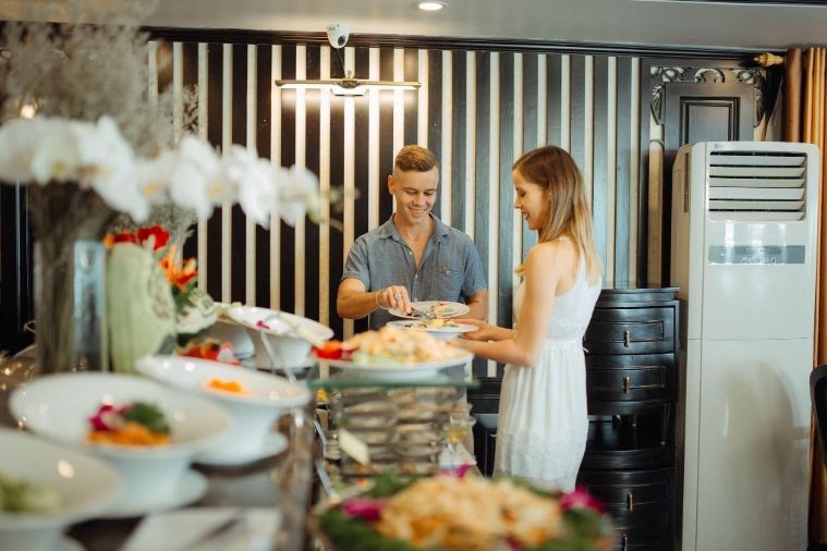 Athena Royal Cruise Ha Long